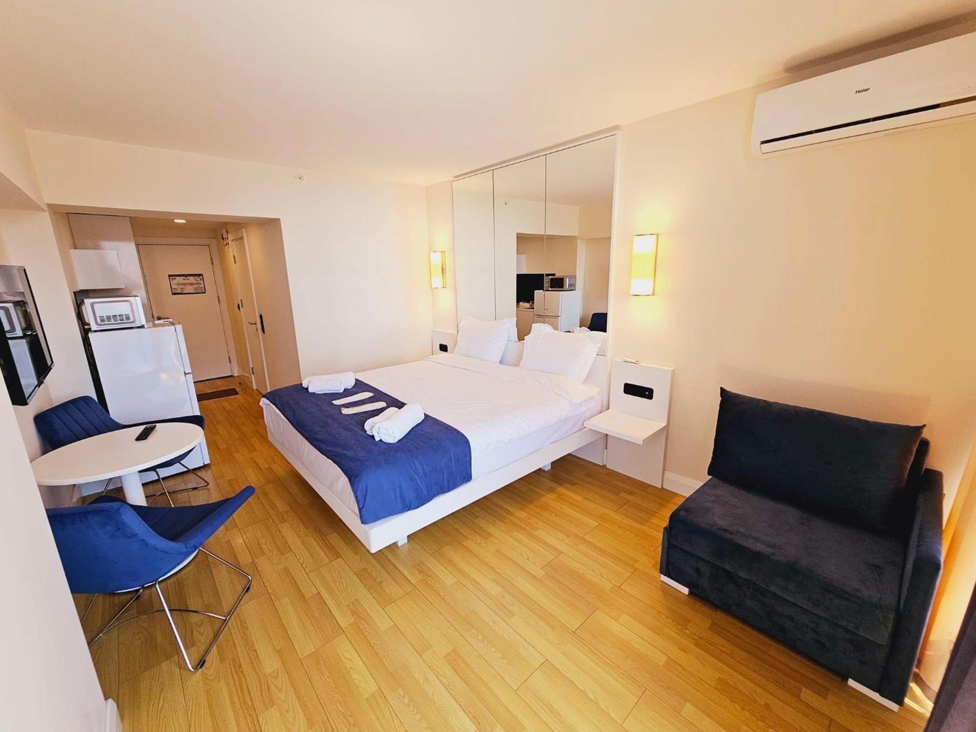 Orbi City Apartment With Sea View Батуми Экстерьер фото